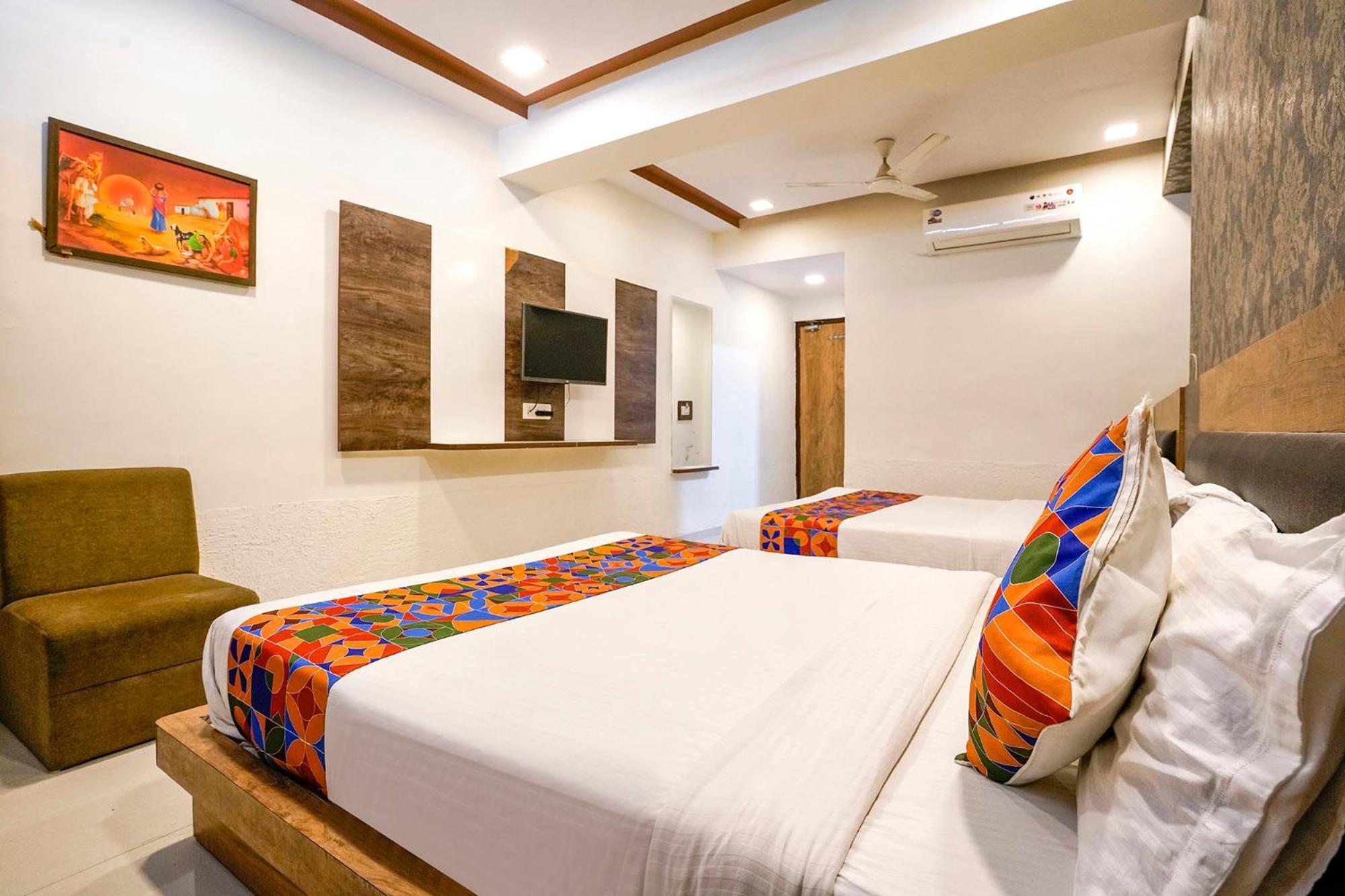 Fabhotel Galaxy I อาเมดาบัด ภายนอก รูปภาพ